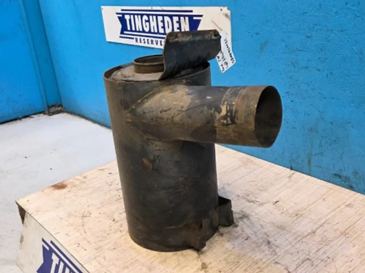 Billede 5 - Ford TW30 Luftfilterhus D8NN9600BC