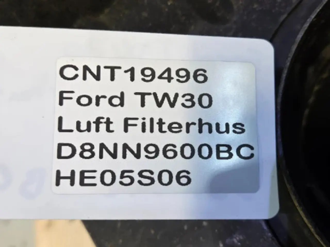 Billede 15 - Ford TW30 Luftfilterhus D8NN9600BC