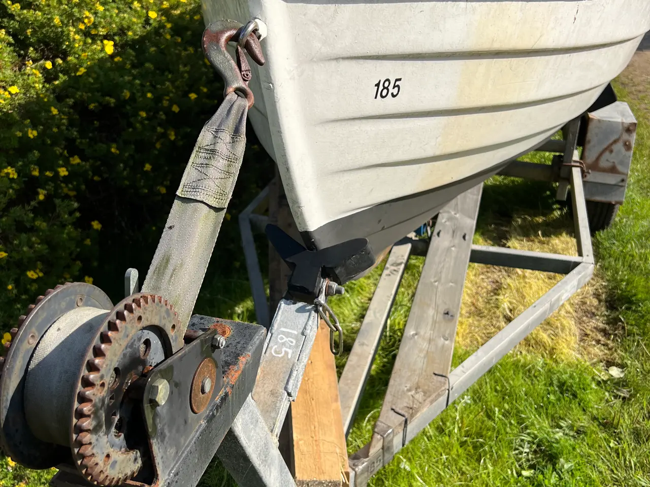 Billede 5 - Jolle med motor (trailer uden plader)