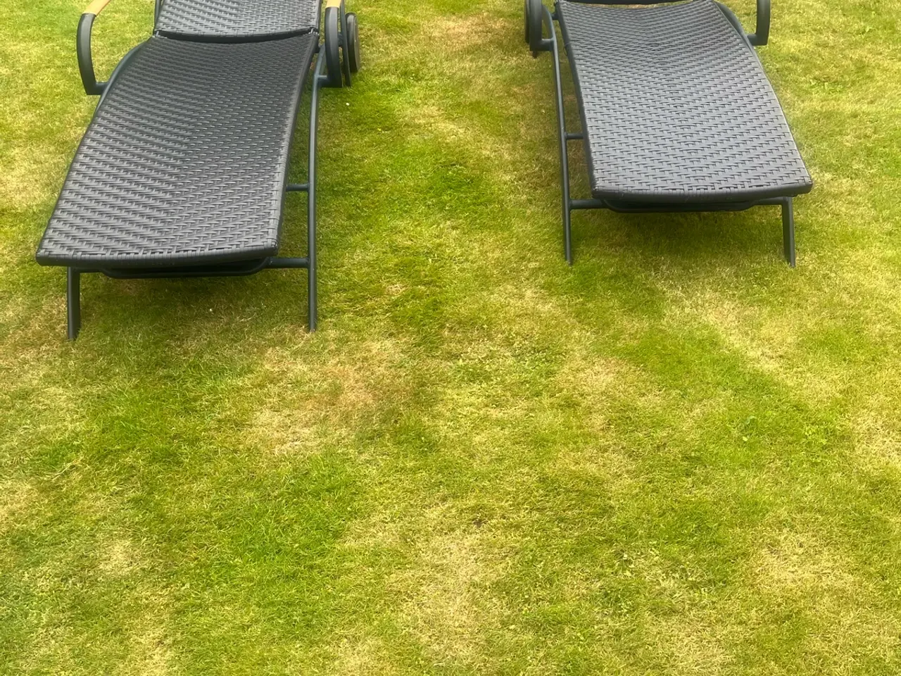 Billede 2 - Solseng i polyrattan med Hjul / sort