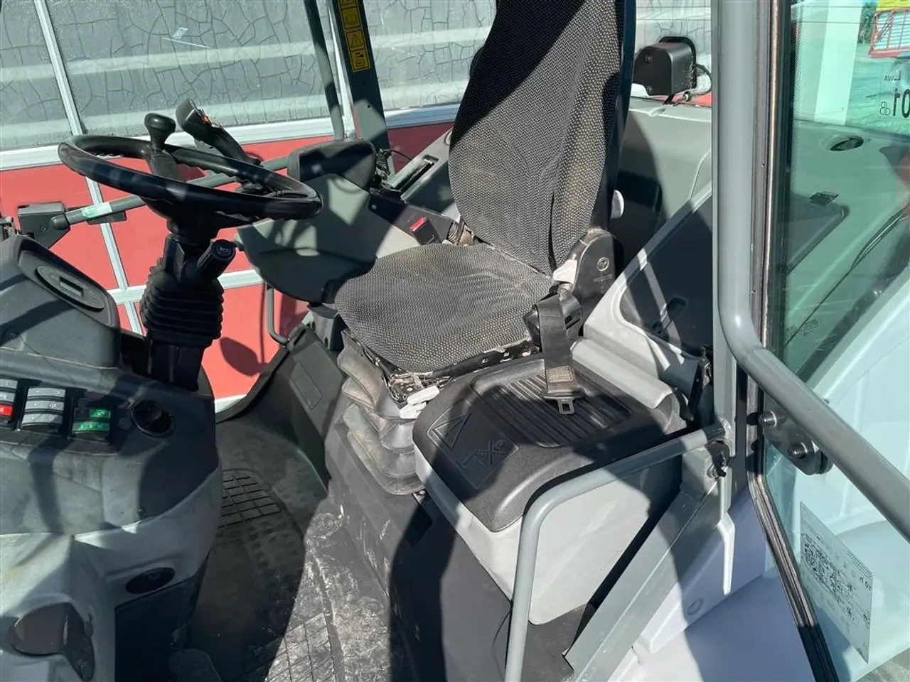 Billede 4 - Kramer KL30.8T med skovl , pallegafler, overfaldsgreb