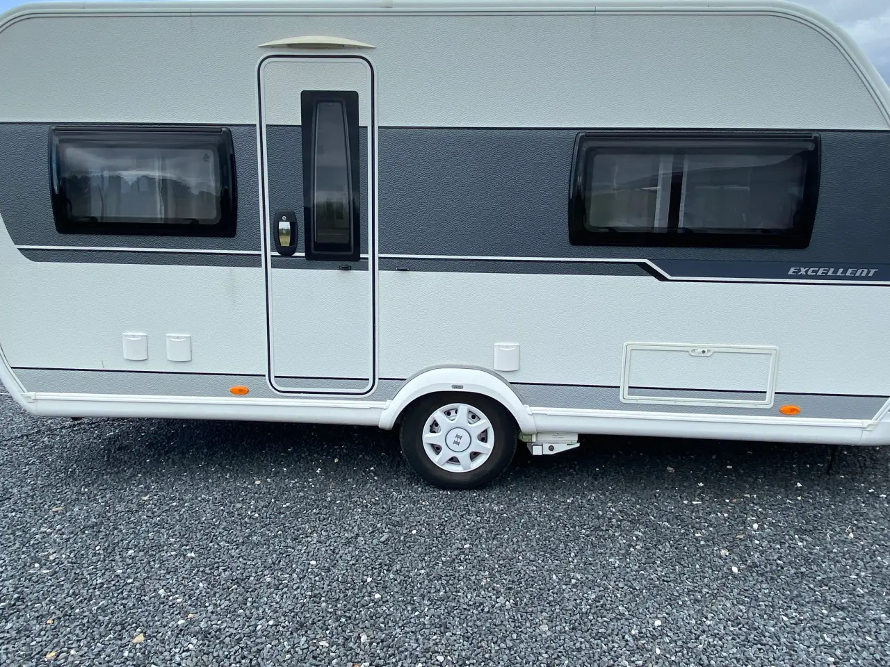 Billede 2 - Til salg Hobby 460 UFe EX-incl.