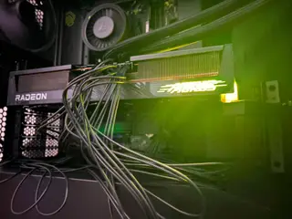 RX 9070 XT Aorus