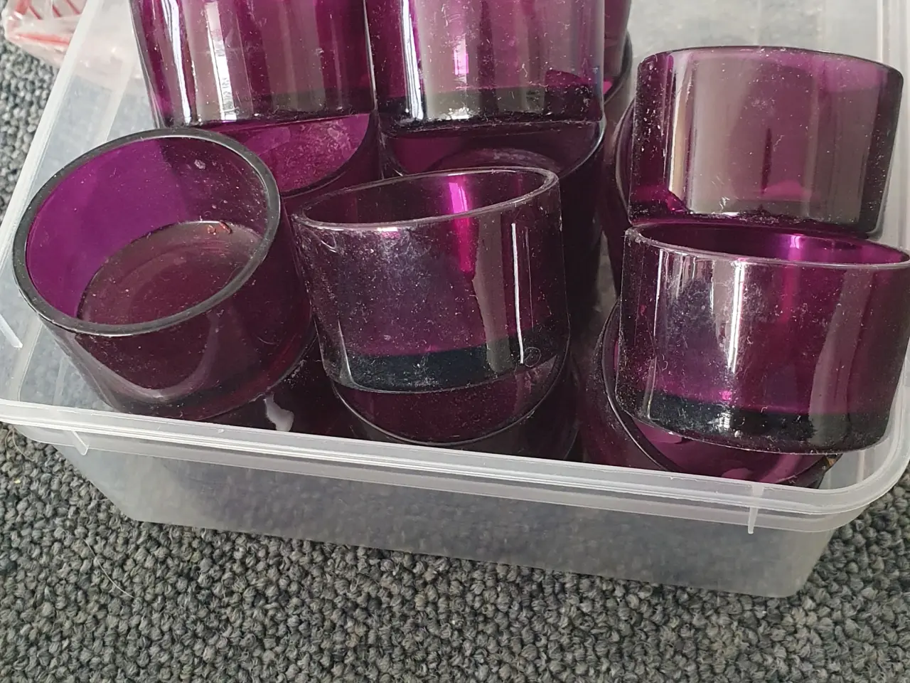Billede 2 - 20 stk fyrfadslys stager lilla glas