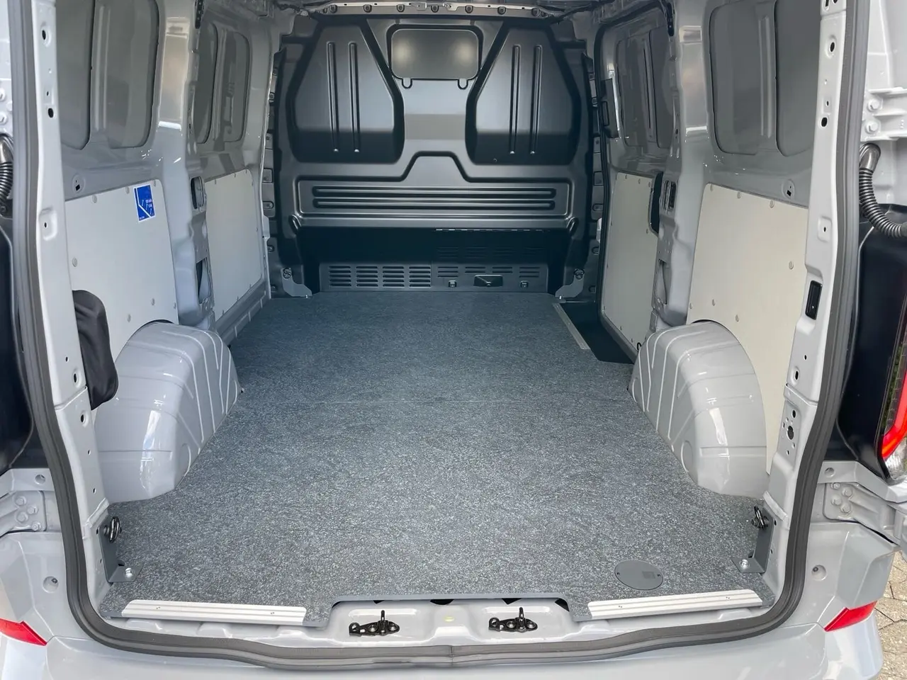 Billede 11 - Ford E-Transit Custom 320 L1 71 Limited