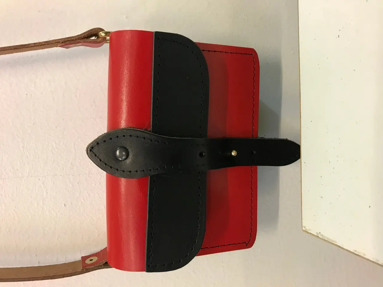 Billede 3 - Små søde kernelæder tasker sælges! 