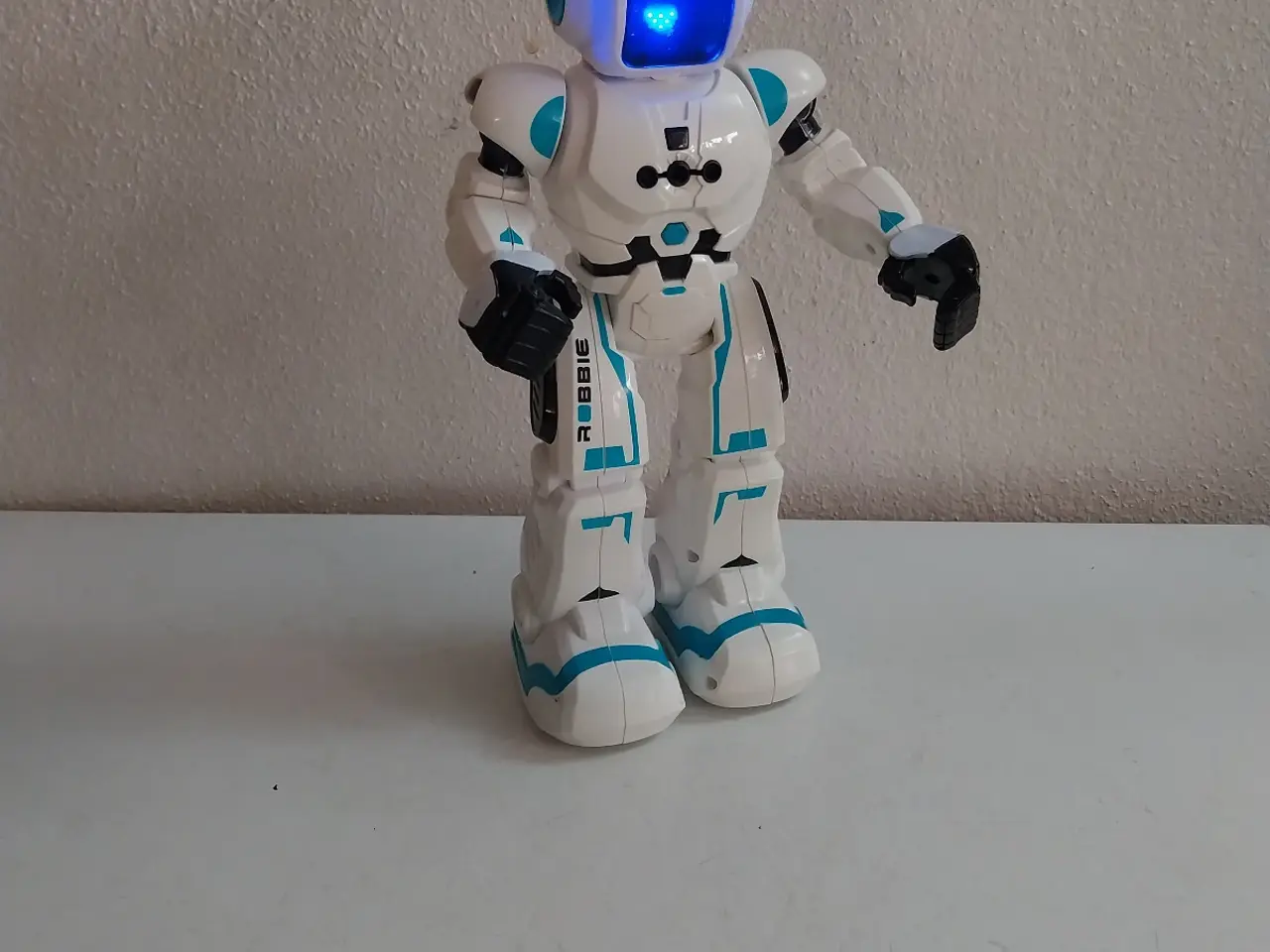 Billede 2 - Robot med lys, lyd og bevægelse