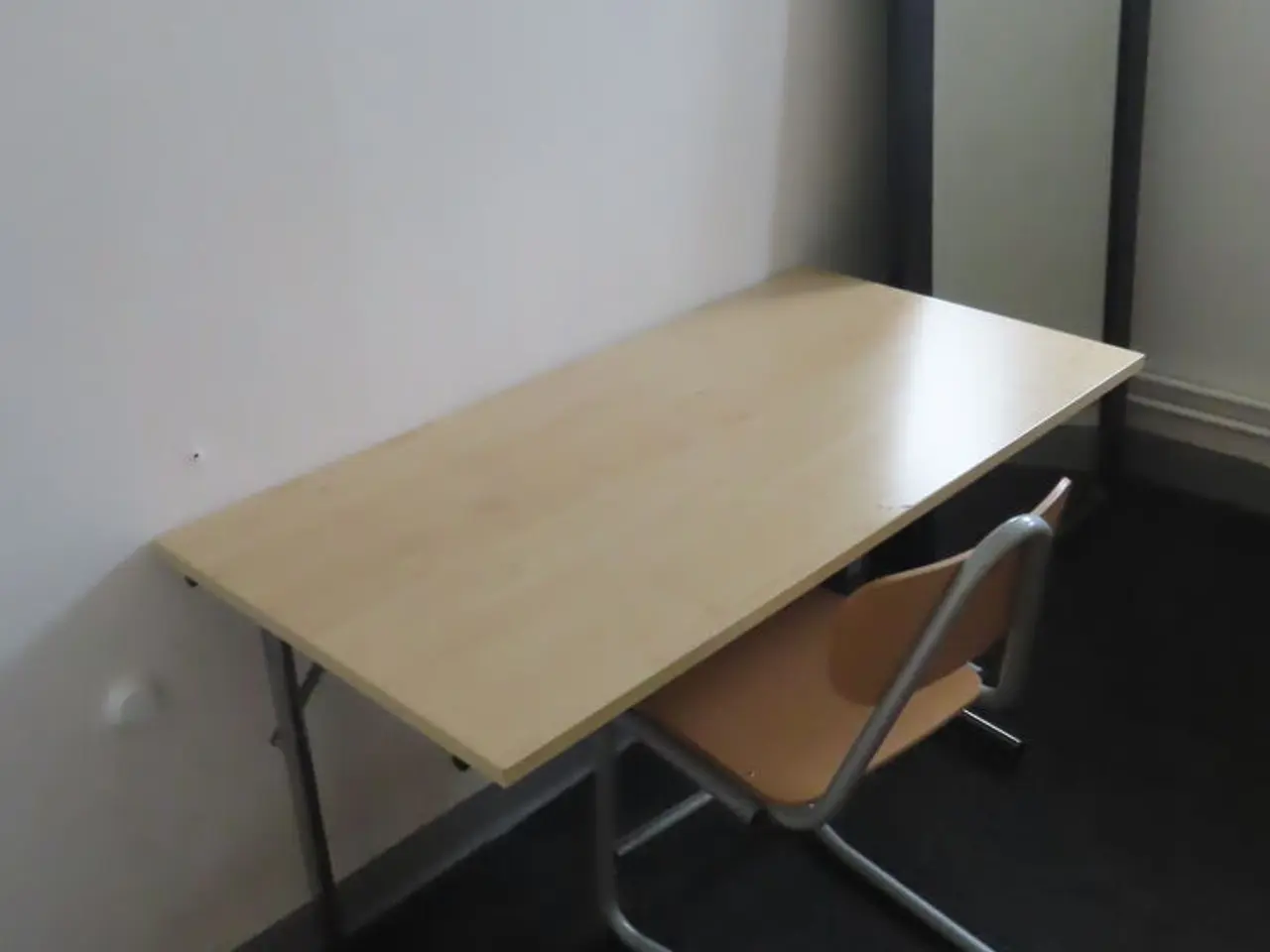 Billede 1 - Spejl, reol & bord med stol