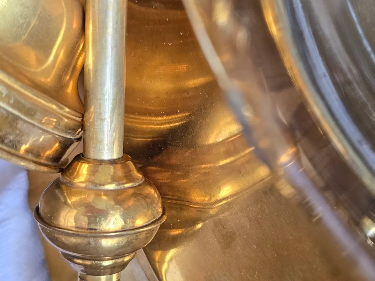Billede 5 - Antik loftslampe i massiv messing med slebne glas