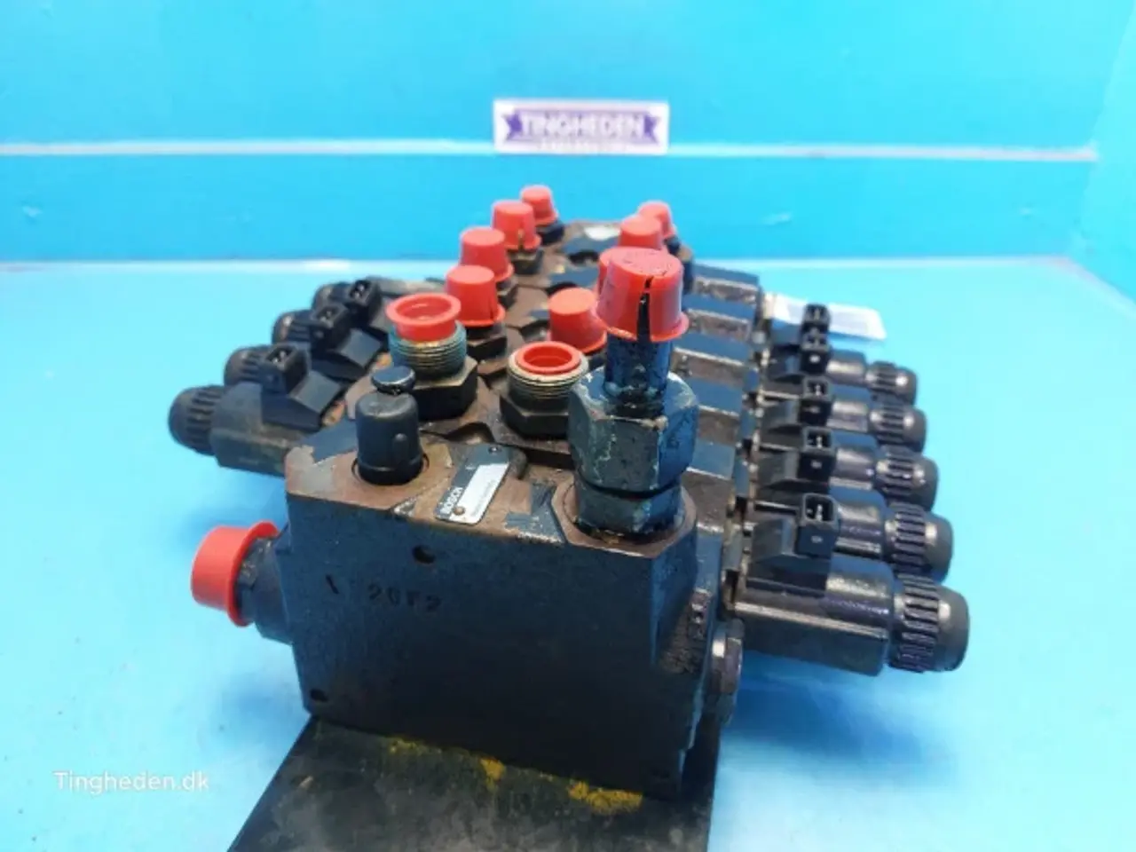 Billede 3 - New Holland FX60 Hydraulikventil 84043951