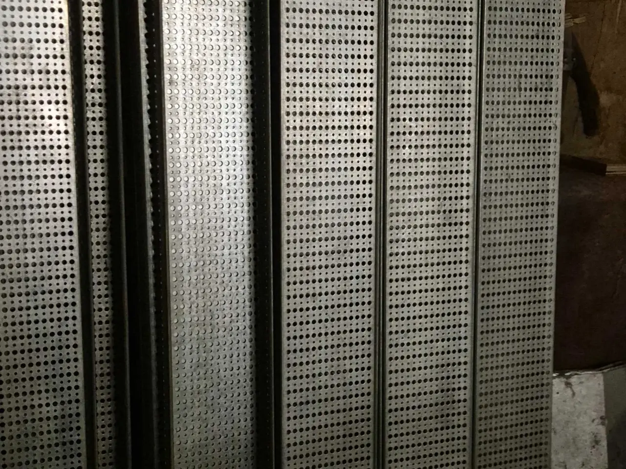 Billede 1 - Kabelbakker/Kabel kanal
