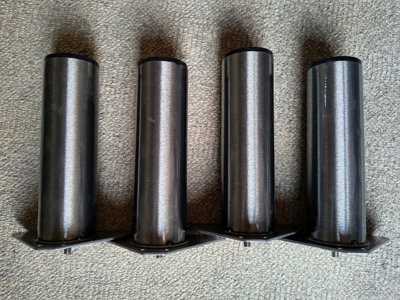 Billede 2 - Cylindriske sengeben i rustfrit stål