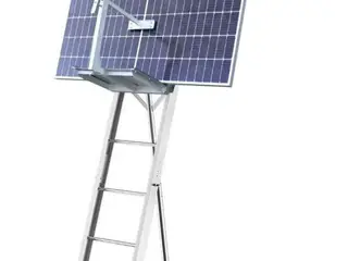 SolarClimber solcellelift – Effektiv transport af solpaneler op til 21 meter