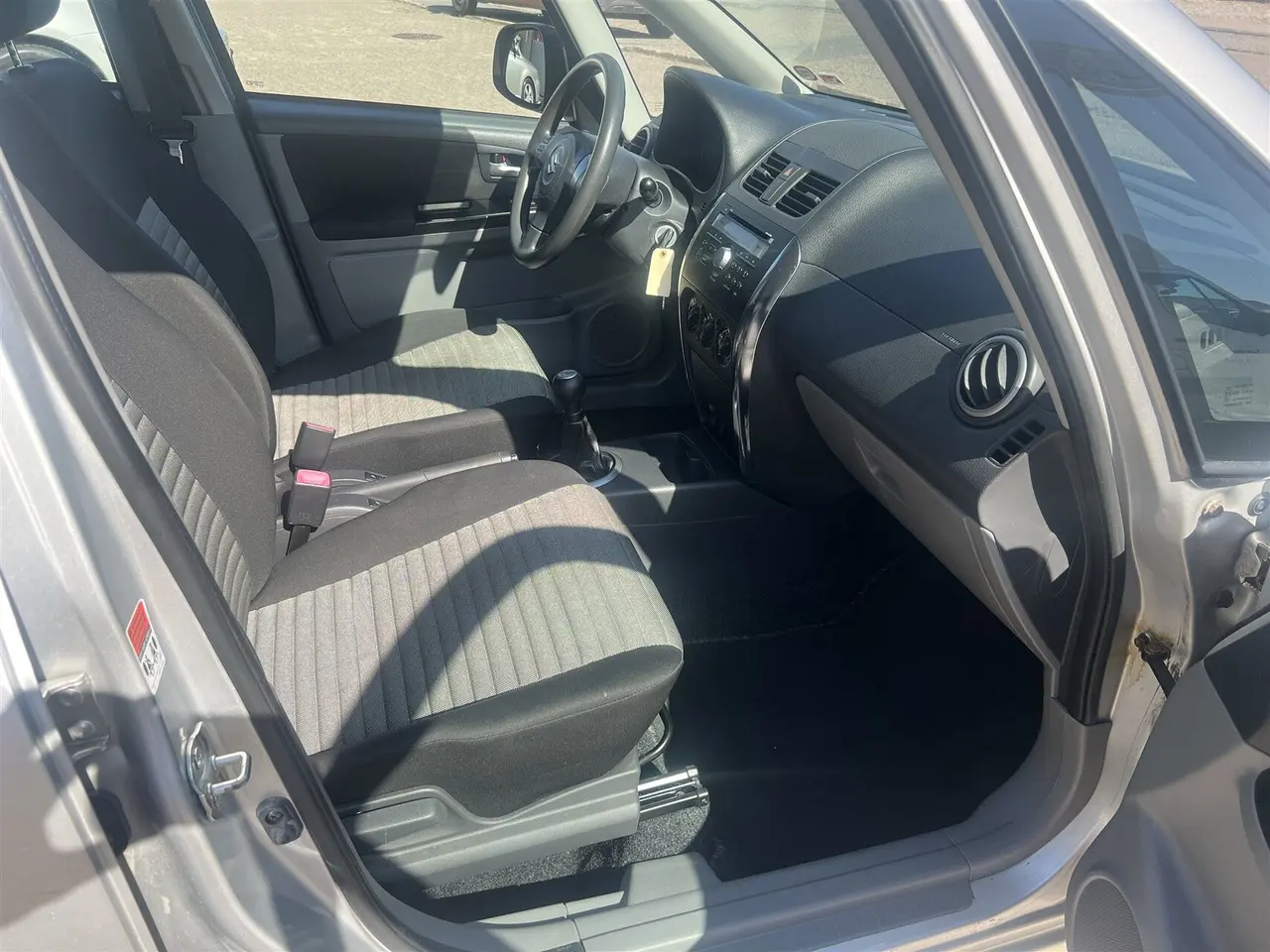 Billede 10 - Suzuki SX4 1,6 16V GL A/C 120HK 5d