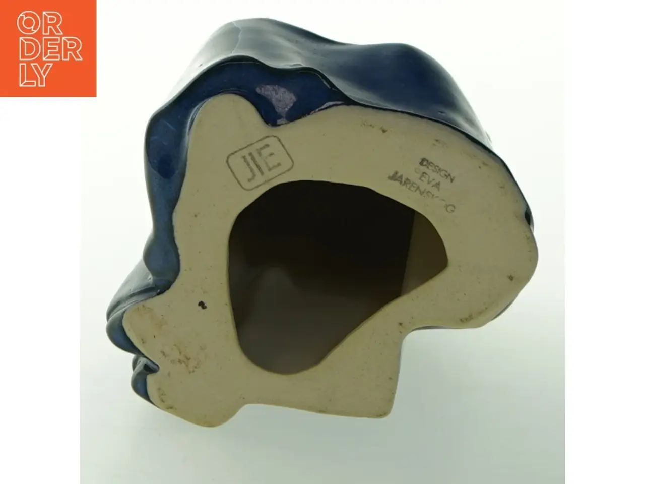 Billede 5 - Keramikskulptur af omfavnende par fra JIE (str. 19 cm)