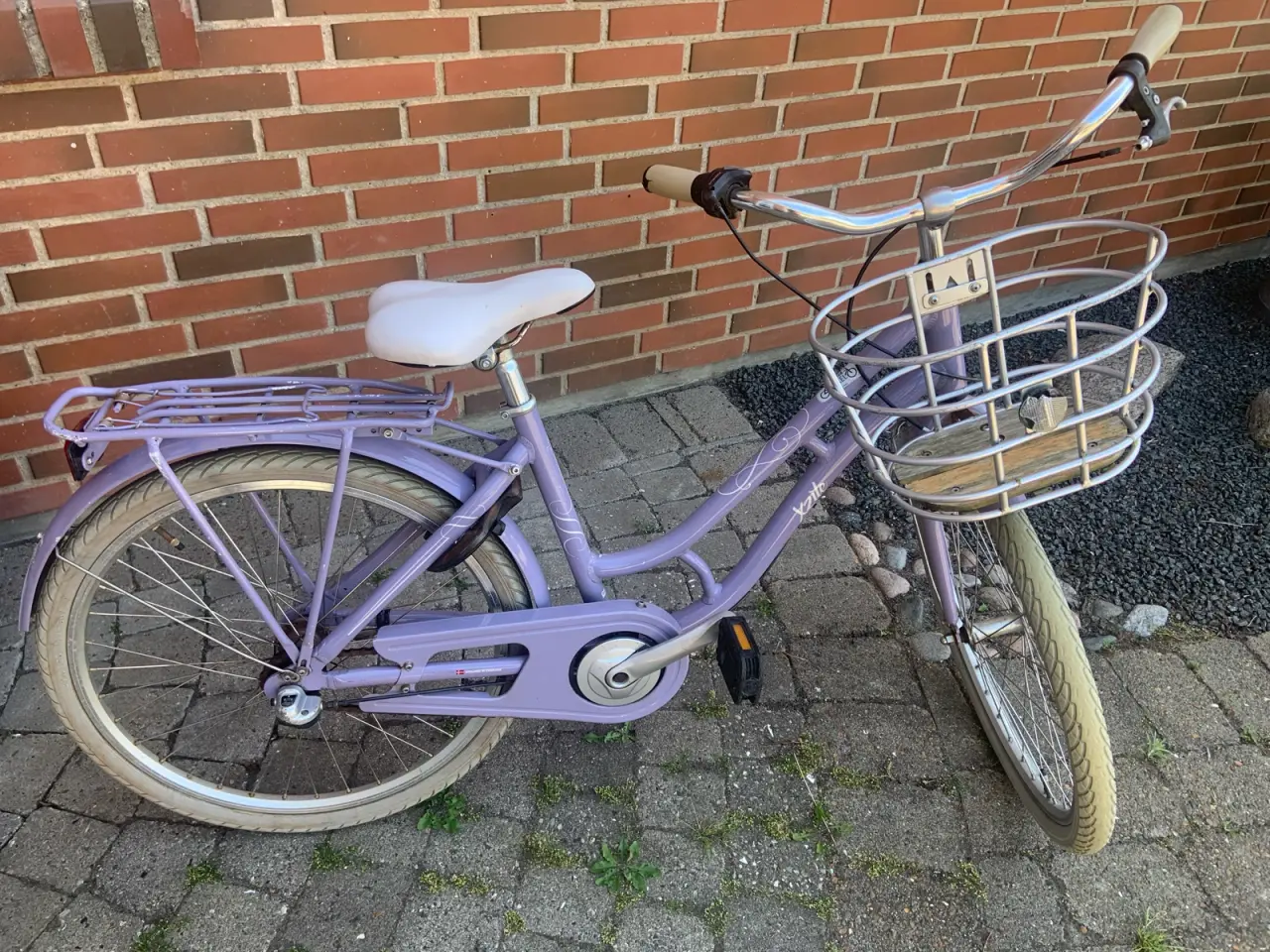 Billede 1 - Pigecykel 24” Xzite