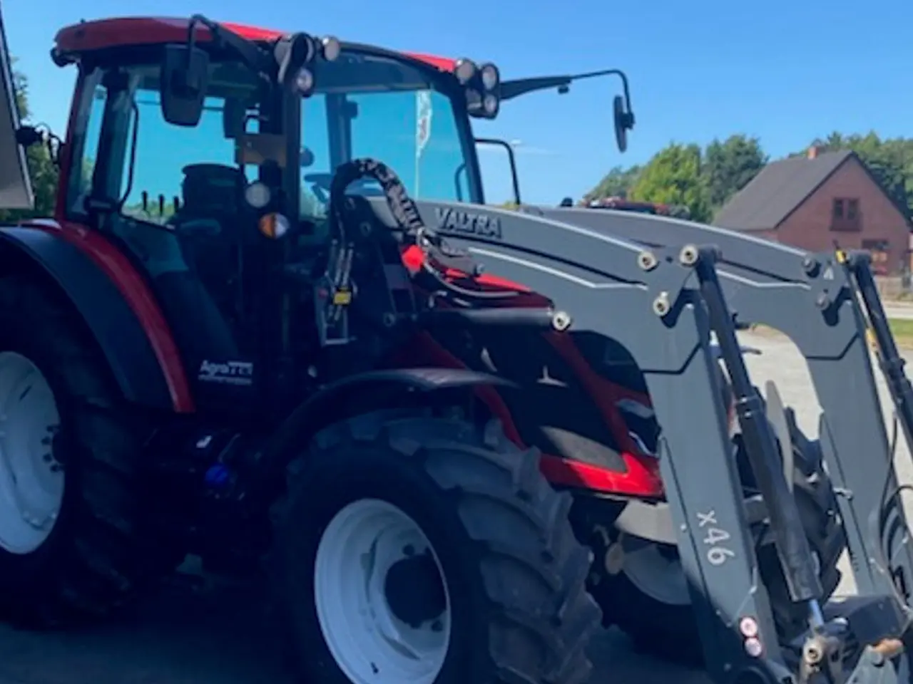 Billede 1 - Valtra A115 H4