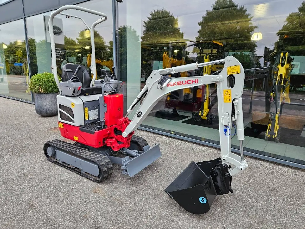 Billede 1 - Takeuchi TB 210 R