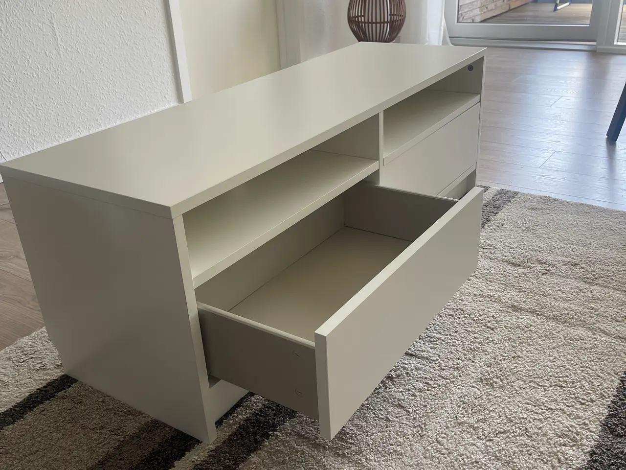 Billede 2 - Ikea TV bord