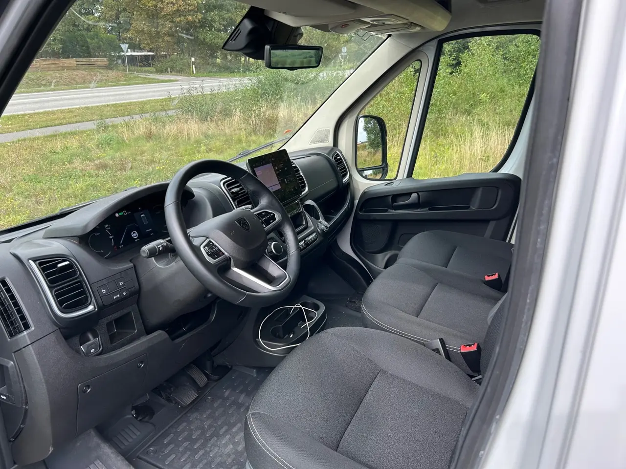 Billede 2 - Peugeot e-Boxer 435 110 L3H2 Premium