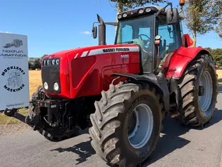 Massey Ferguson 8480 DYNA VT Fin brugt traktor M bla Frontlift med olieudtag før frem