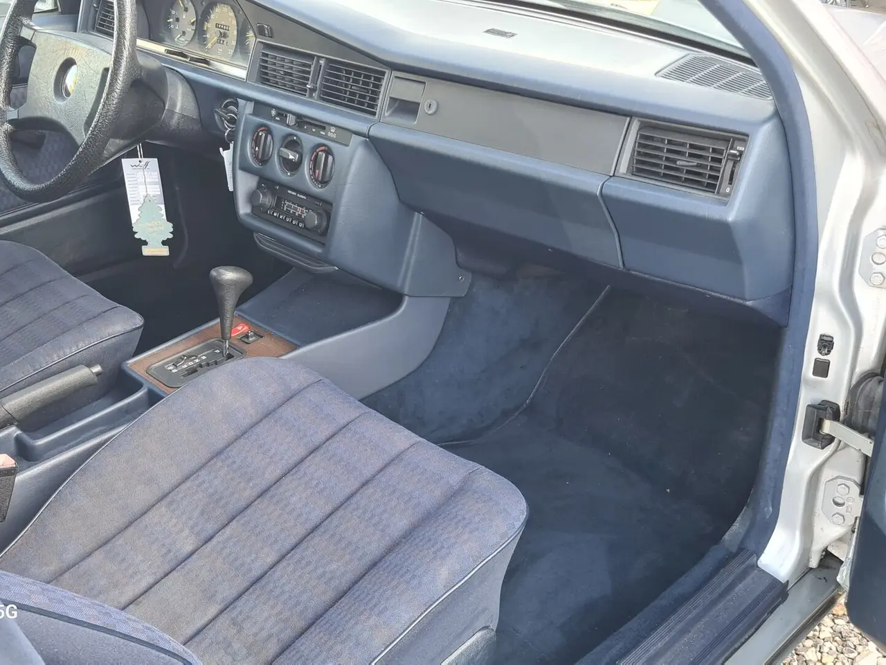 Billede 11 - Mercedes-Benz 190 E 2,0 122HK Aut.