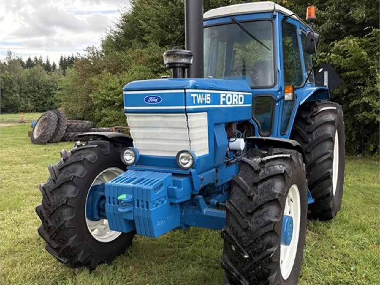 Billede 3 - Ford TW15 - ZF 4WD-system