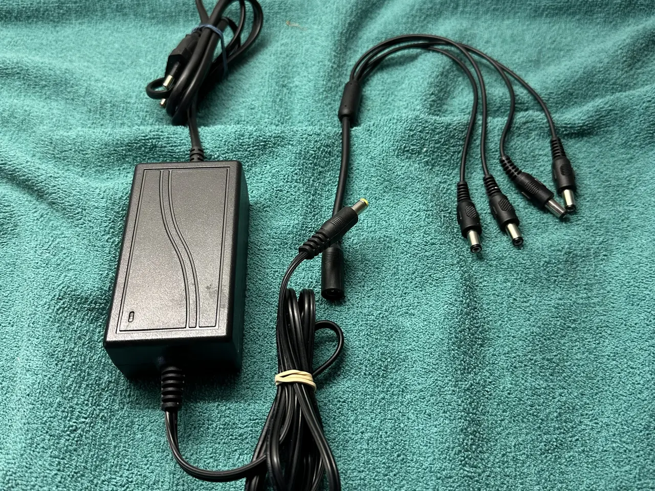 Billede 3 - Oplader AC/DC 12v 3000mA for CCTV Kamera