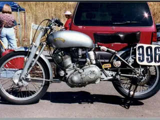 Motorcykel - VINCENT - Foto 15 x 10 cm.