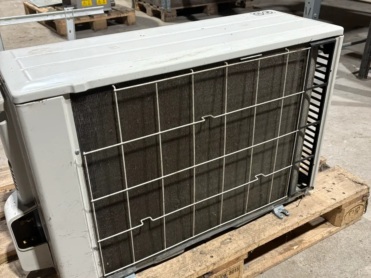 Billede 2 - Mitsubishi varmepumpe udedel