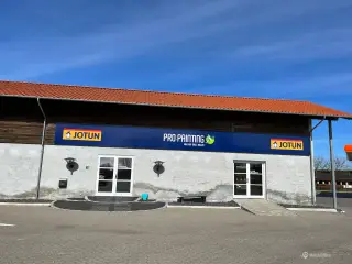Ideelt beliggende Kontor eller butikslokale til leje på Flakagervej i Kalundborg
