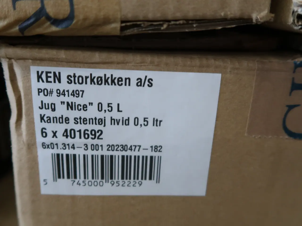 Billede 4 - Div. Bordservice: krukker/kander