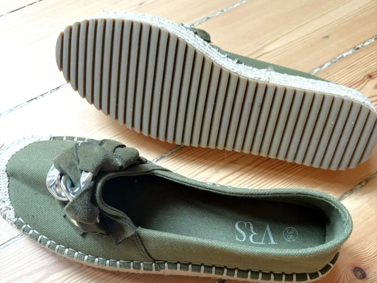 Billede 2 - Helt nye espadrillos med kraftig slå
