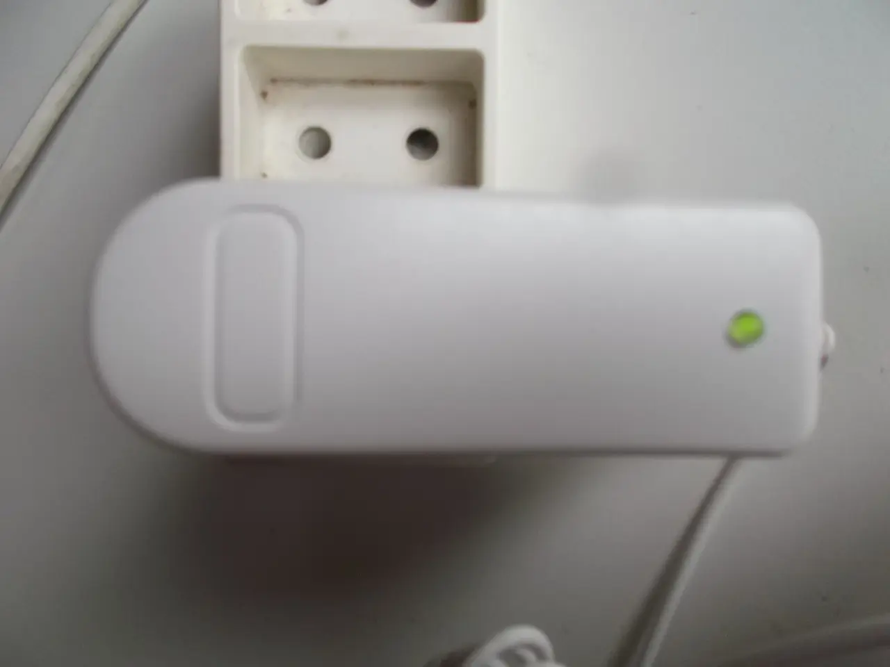 Billede 3 - Lader til LED lys med genopladeligt batteri