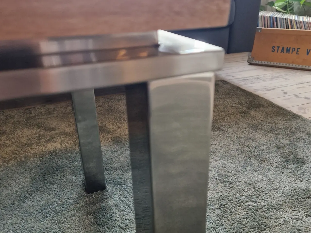 Billede 3 - Sofabord / sidebord i eg og crome