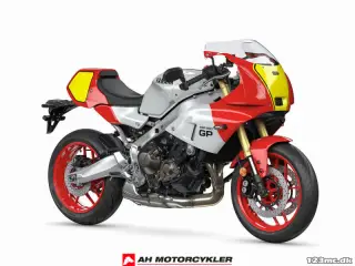 Yamaha XSR 900 GP Legend Red