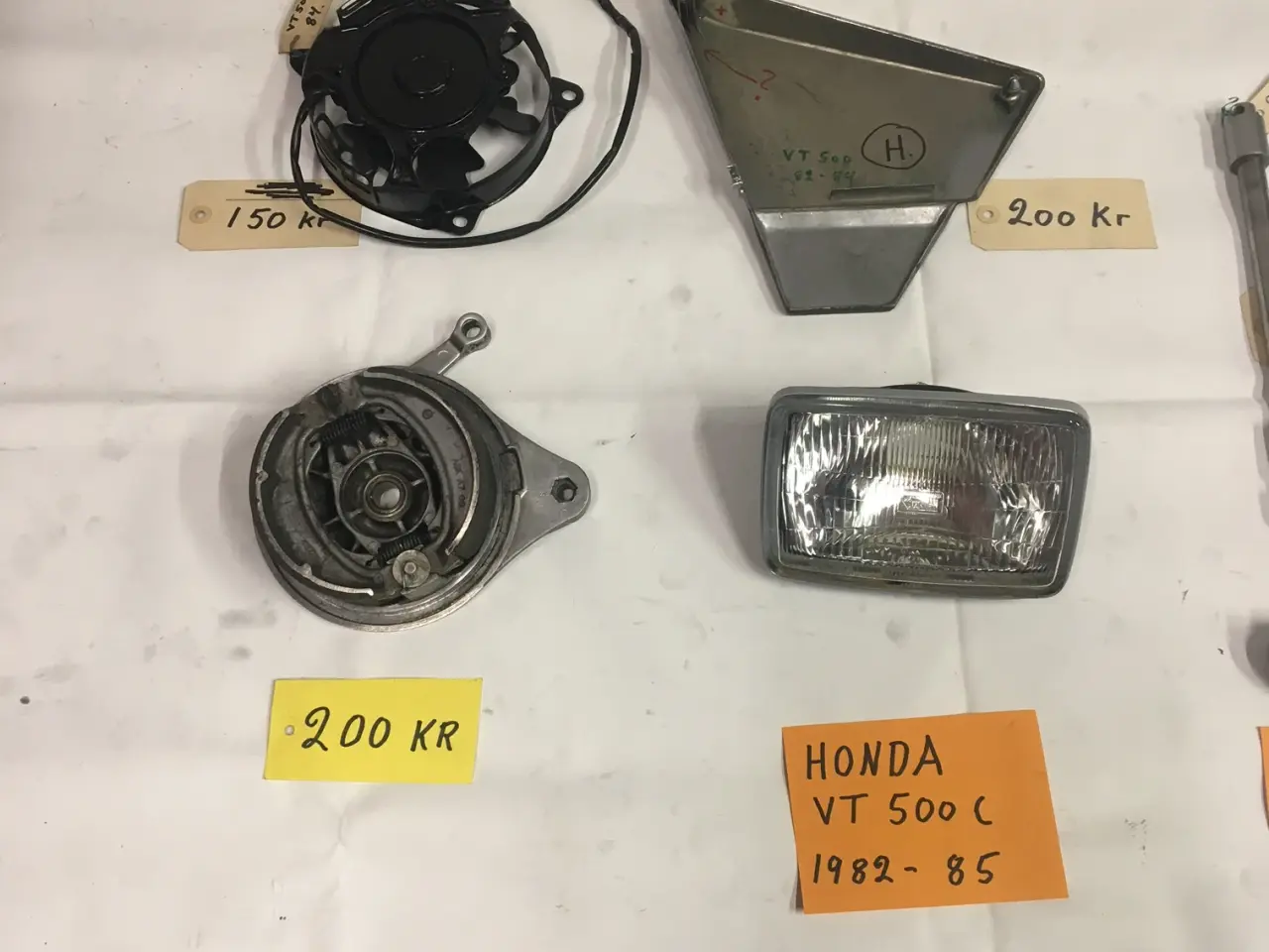 Billede 14 - Reservedele til Honda VT 500 C 84-86 --50%