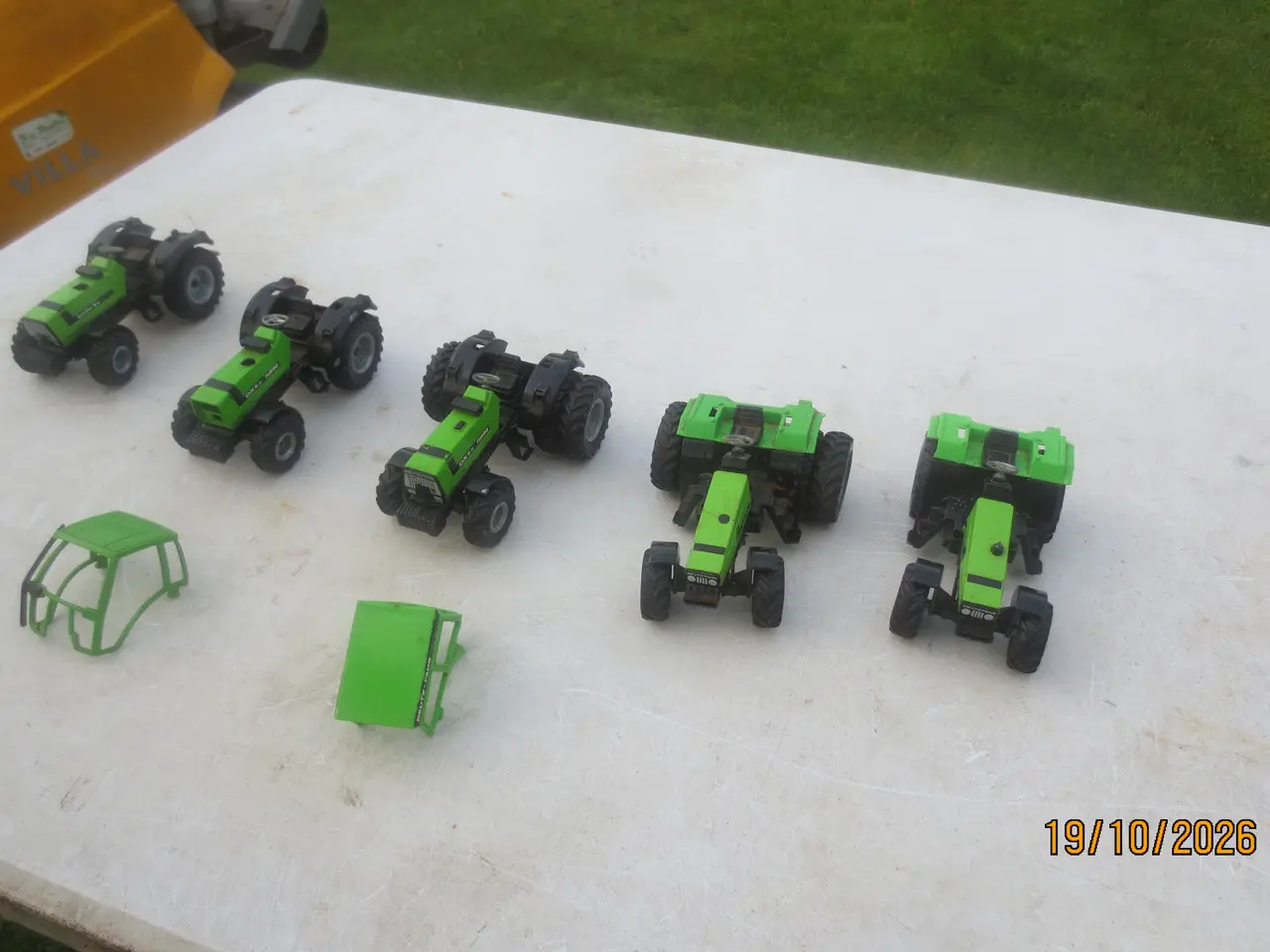 Billede 1 - 5 stk Modeltraktor Deutz Fahr 6.61-6.31-6.07