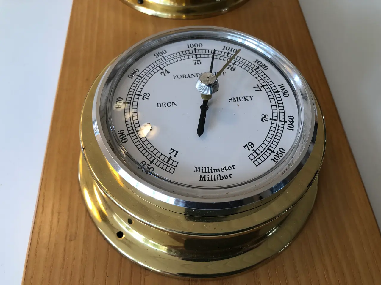 Billede 4 - Fint sæt skibsur og barometer i messing