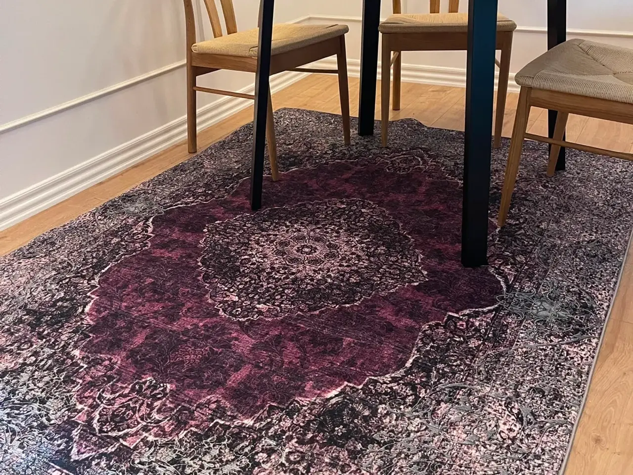 Billede 1 - Flot tæppe 160x230 - ubrugt