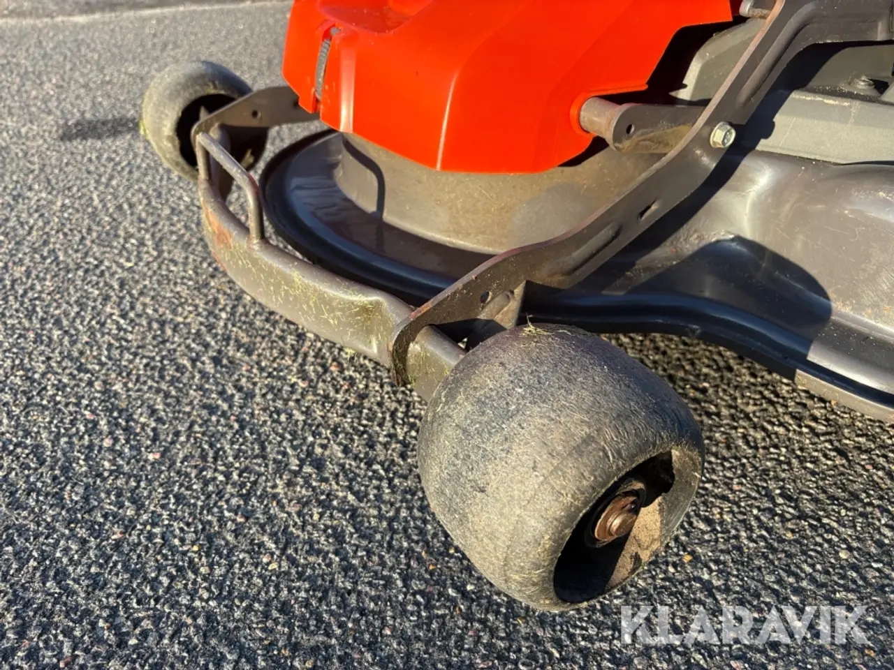 Billede 10 - Græsslåmaskine Husqvarna R216TAWD