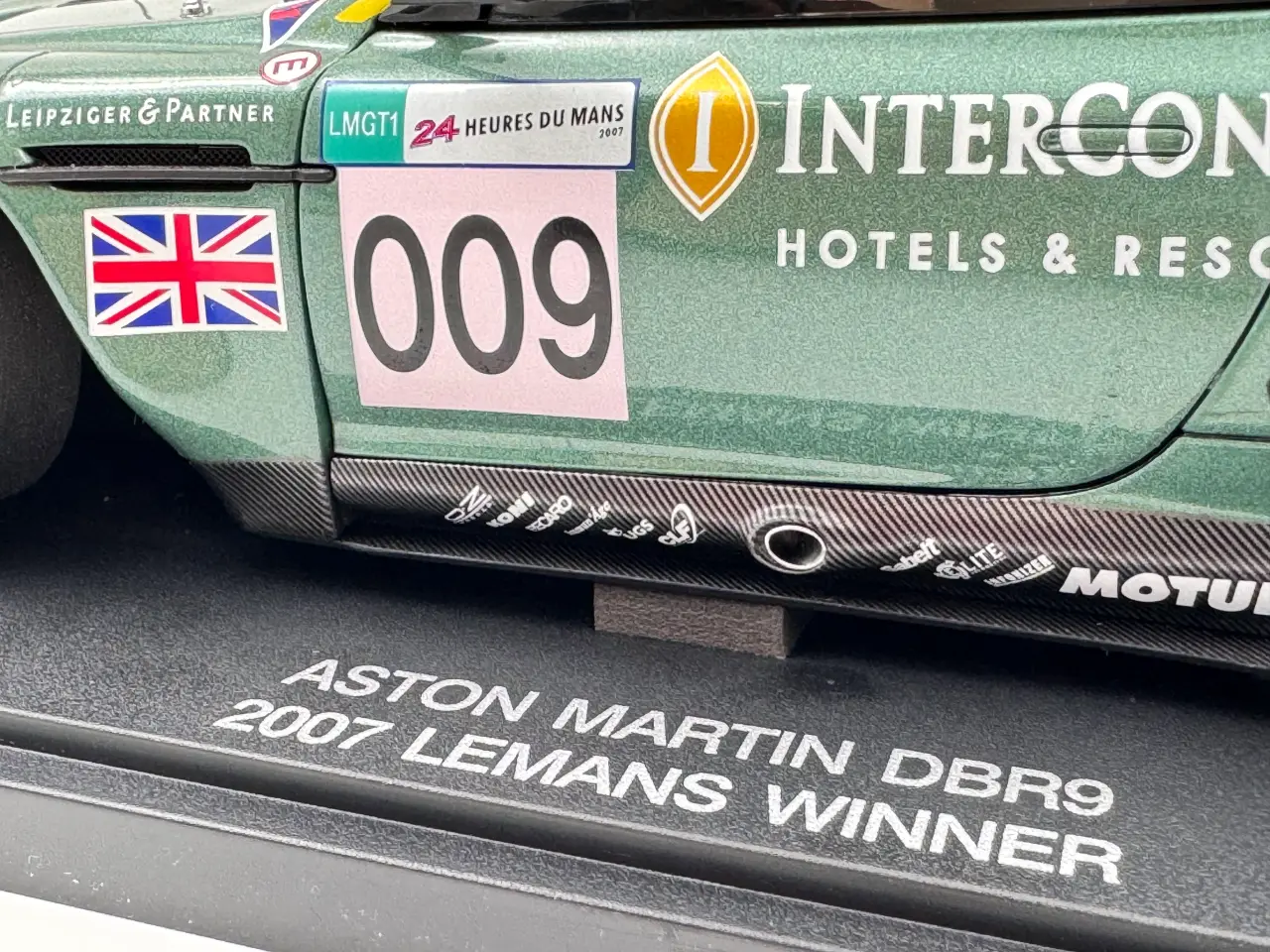 Billede 10 - AUTOart Aston Martin DBR9 LM 6,0 V12 #009 - 1:18
