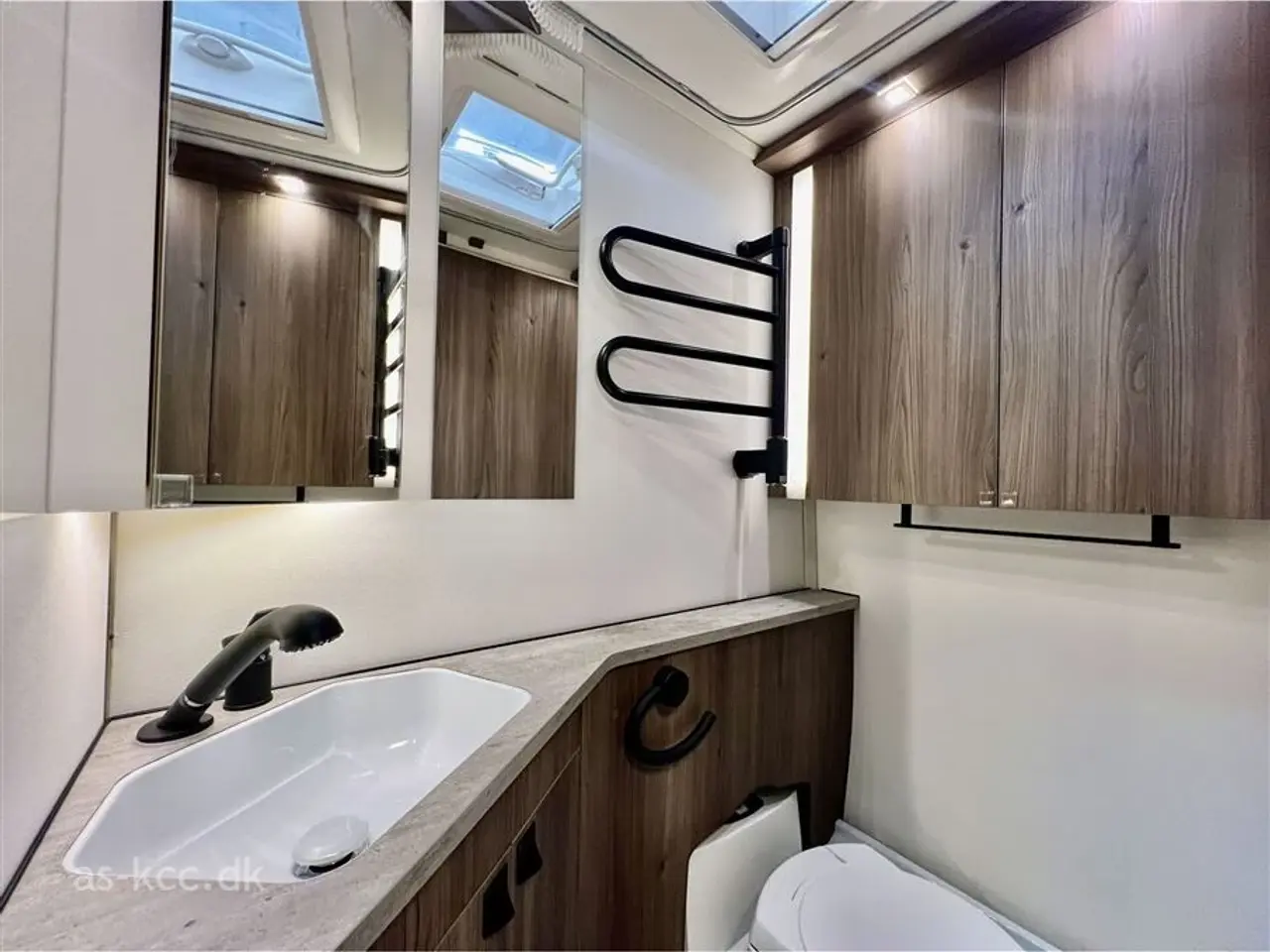 Billede 17 - 2025 - Kabe Briljant 470 XL KS