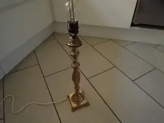 Messing lampe