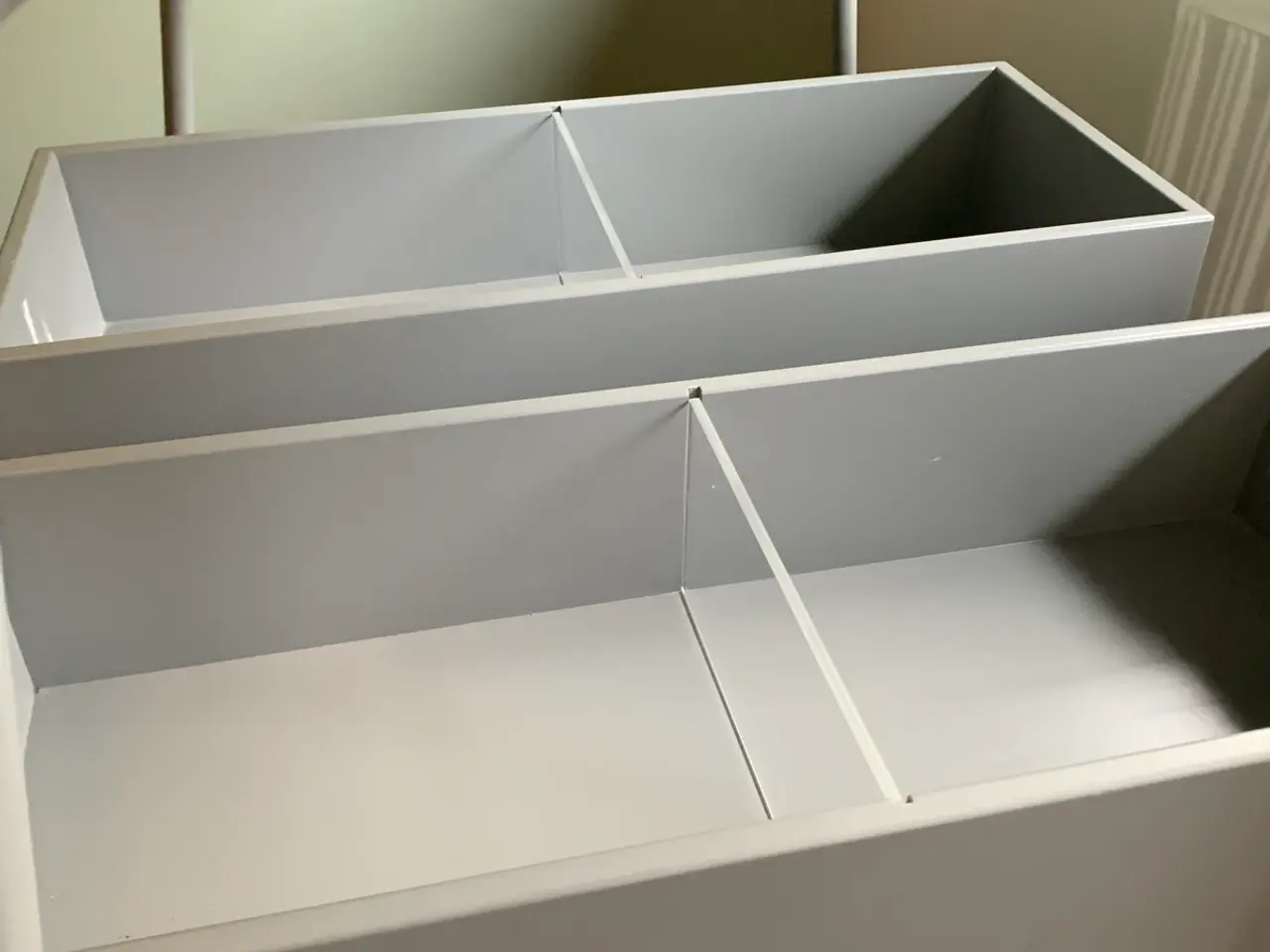Billede 3 - Flot puslebord med opbevaring