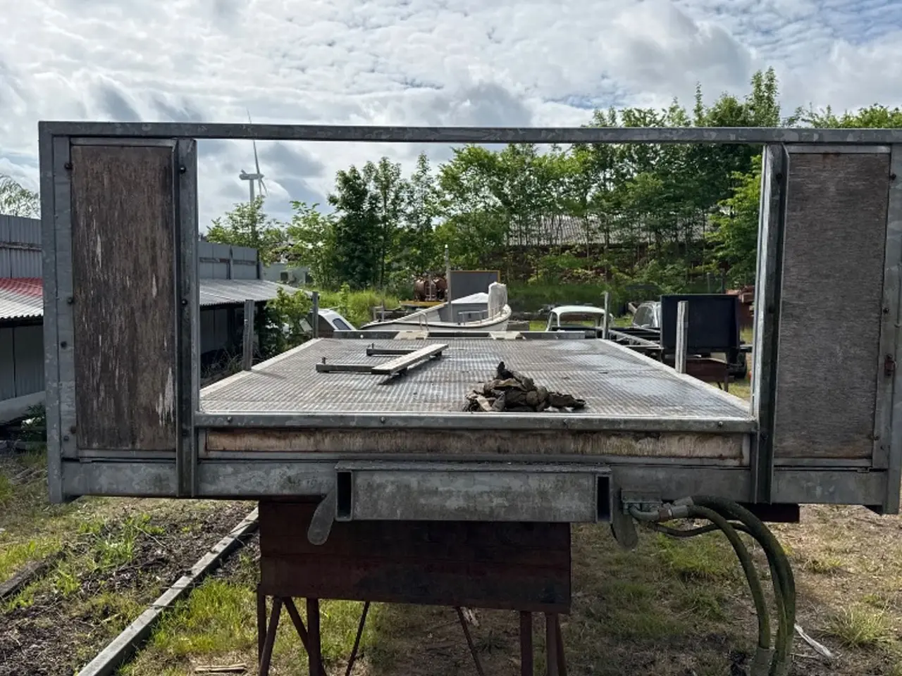 Billede 5 - Galvaniseret latbil lad med kran platform.