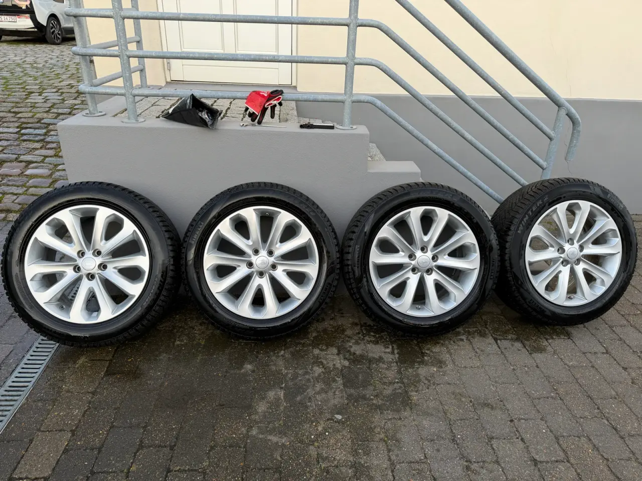 Billede 1 - 4 stk 20” originale Range Rover vinterhjul