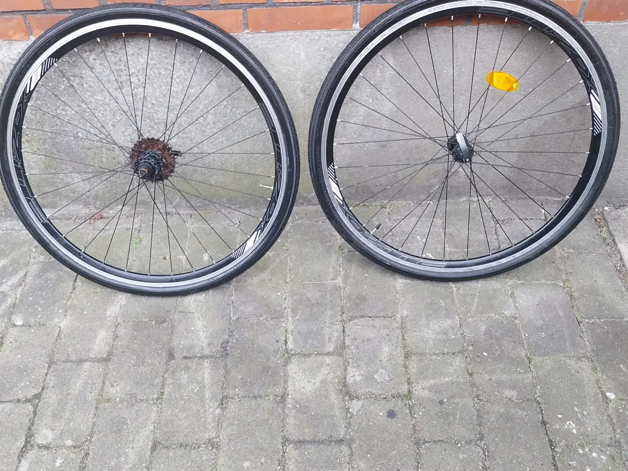 Billede 2 - Kenda west cykelhjul 2 stk