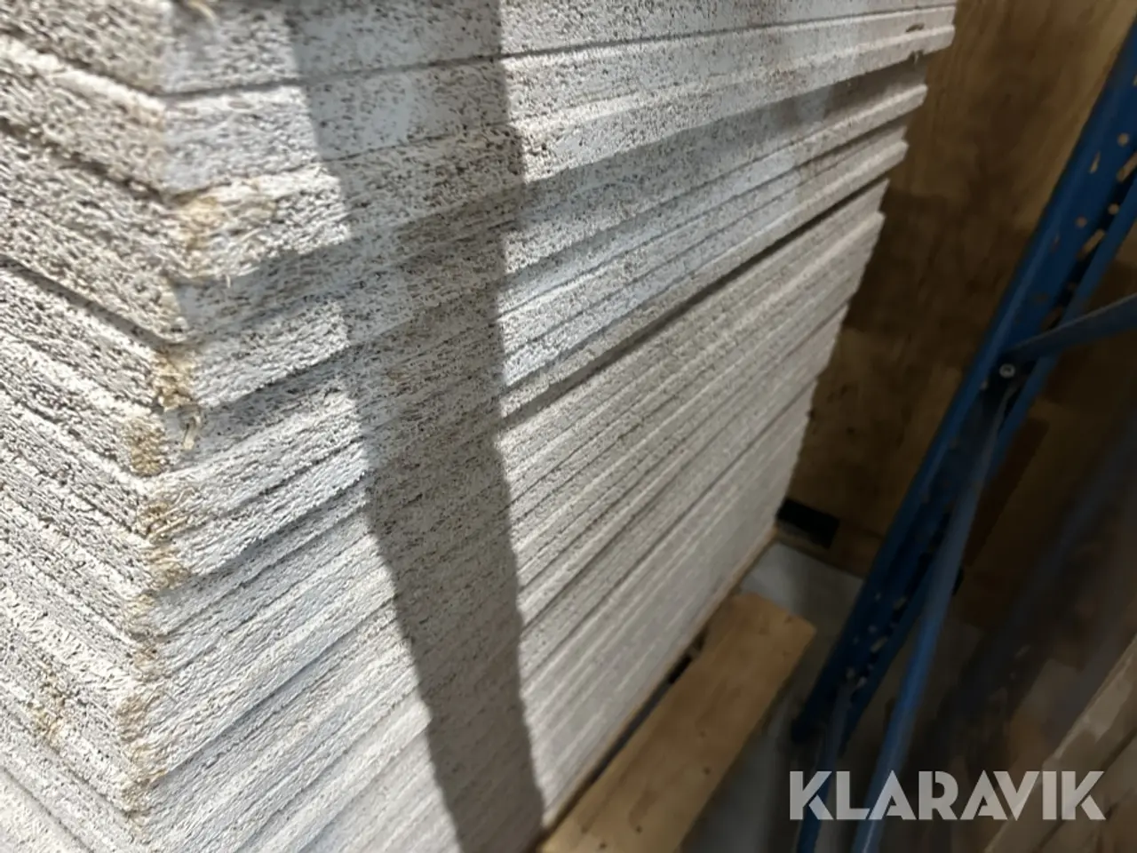 Billede 4 - Træbeton Cewood hvidmalet 2. sortering, 41 Styk