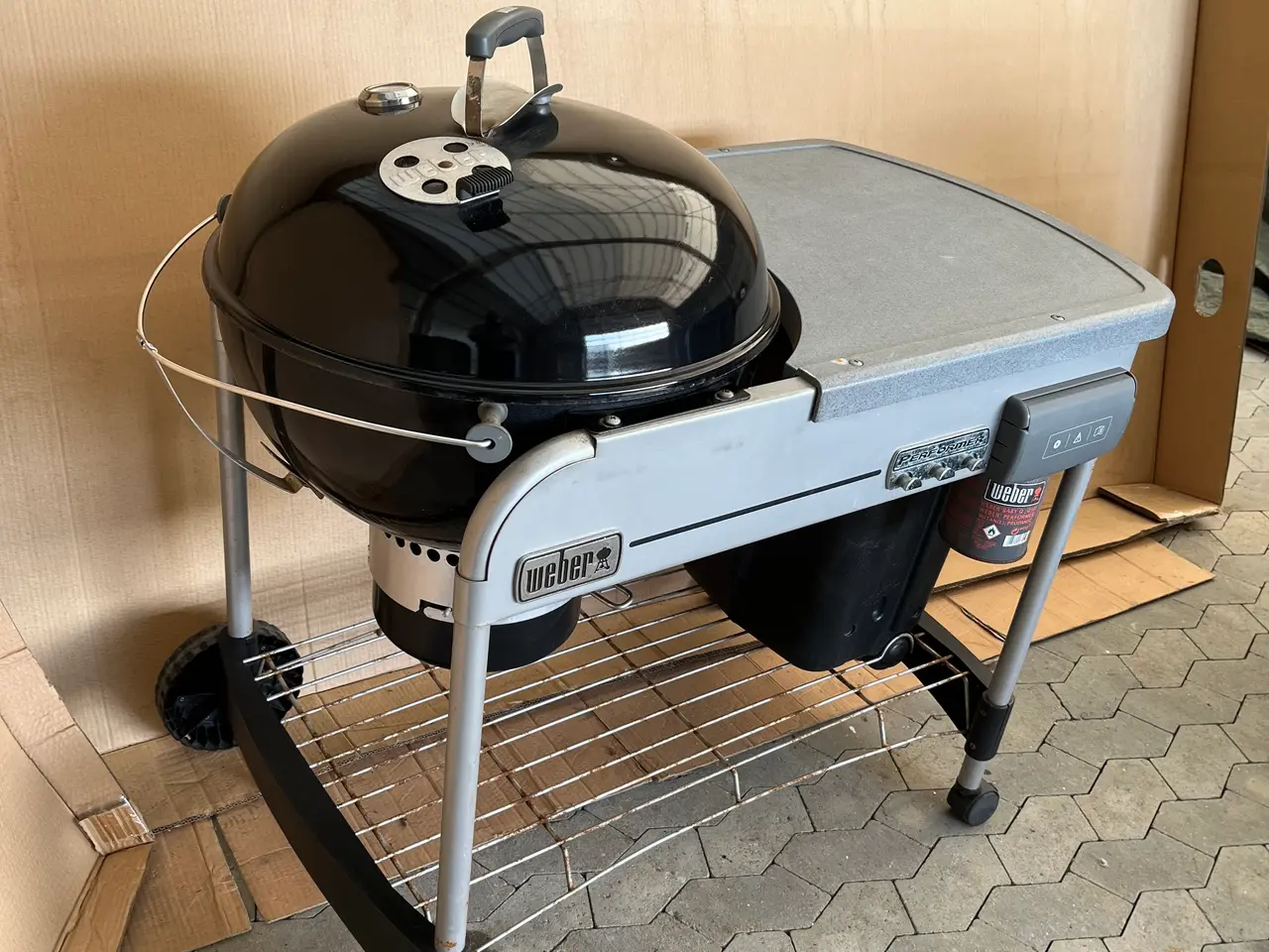 Billede 3 - Kul grill weber Performer på hjul.